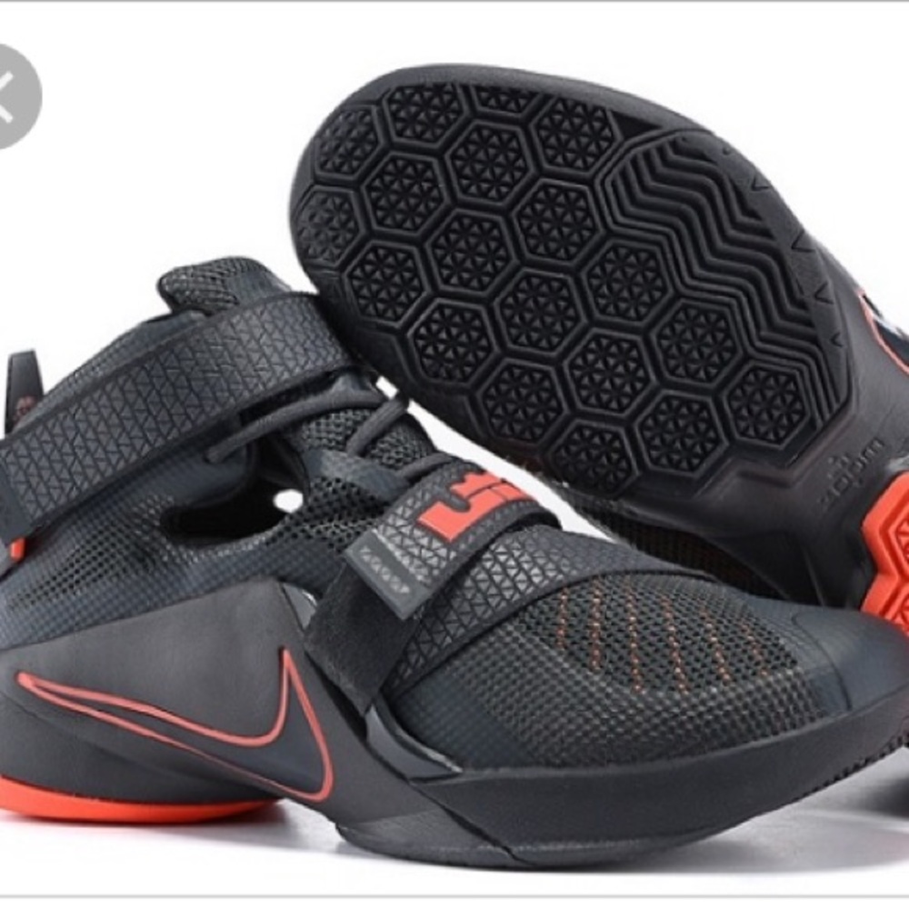 Nike Lebron James Soldier 9 Basketball Shoes